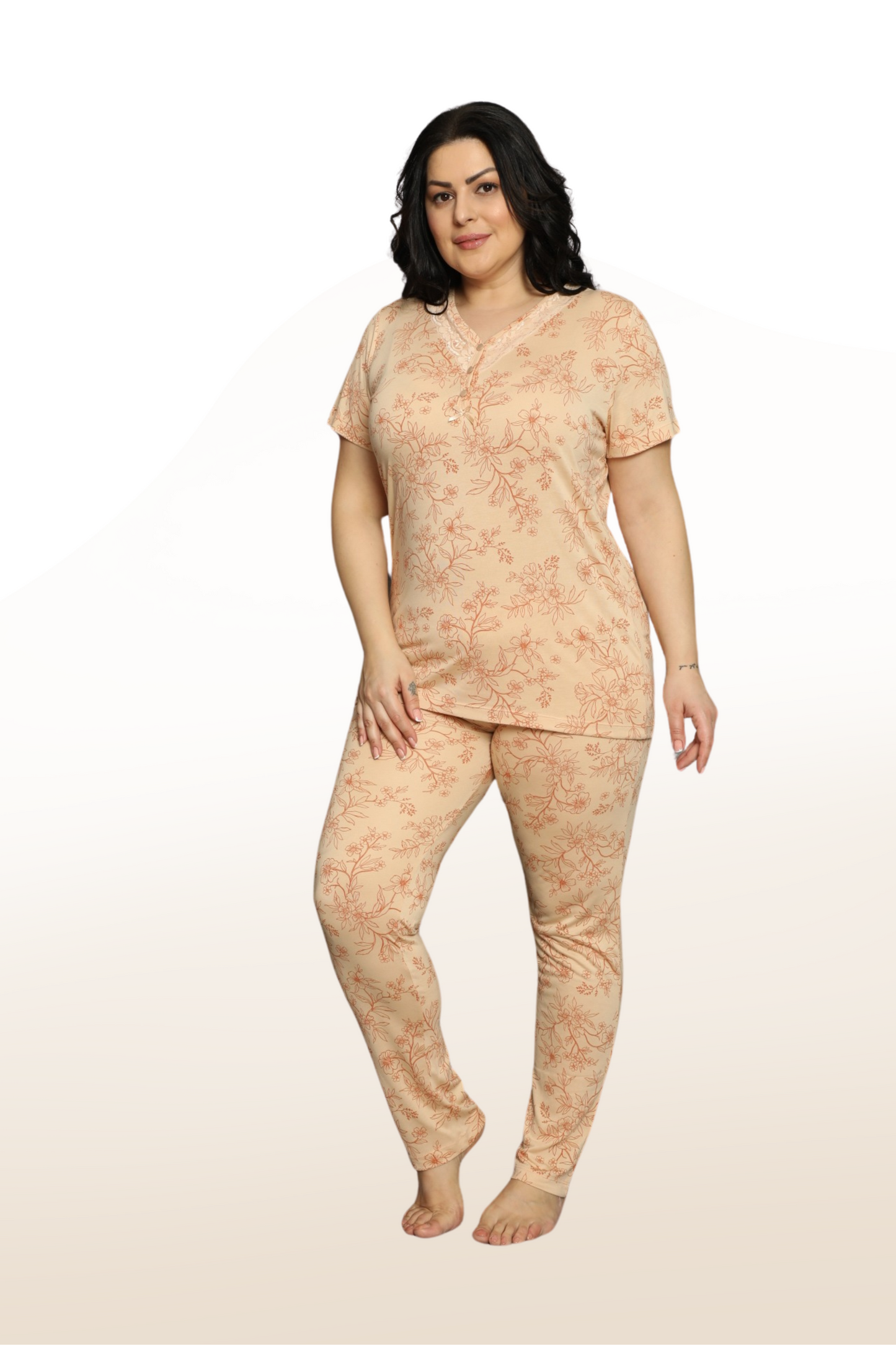 Ivy Pattern Short Sleeve Long Bottom Pajama Set: Elegant and Comfortable