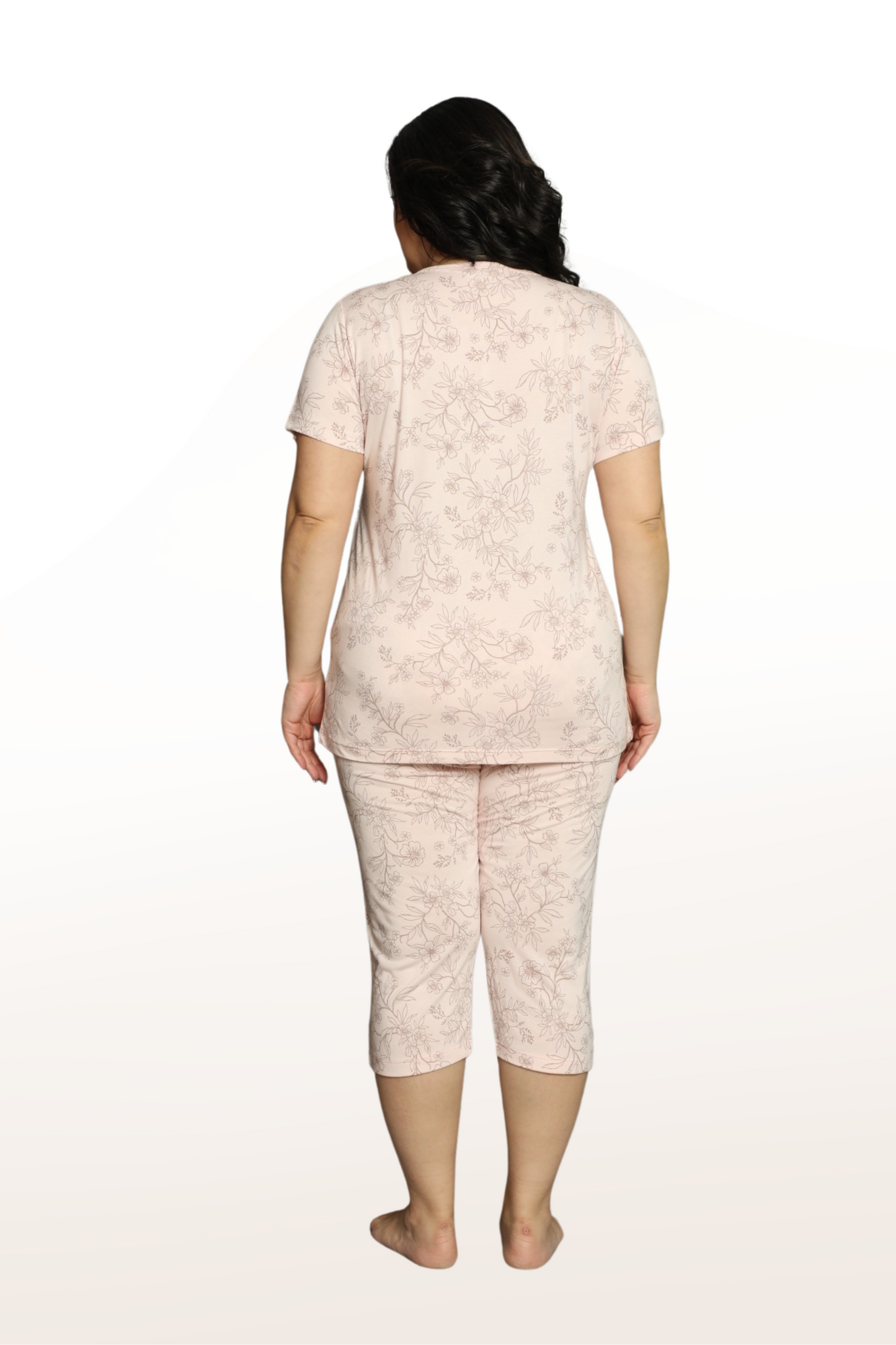 Ivy Pattern Short Sleeve Capri Bottom Pajama Set: Where Elegance and Comfort Meet