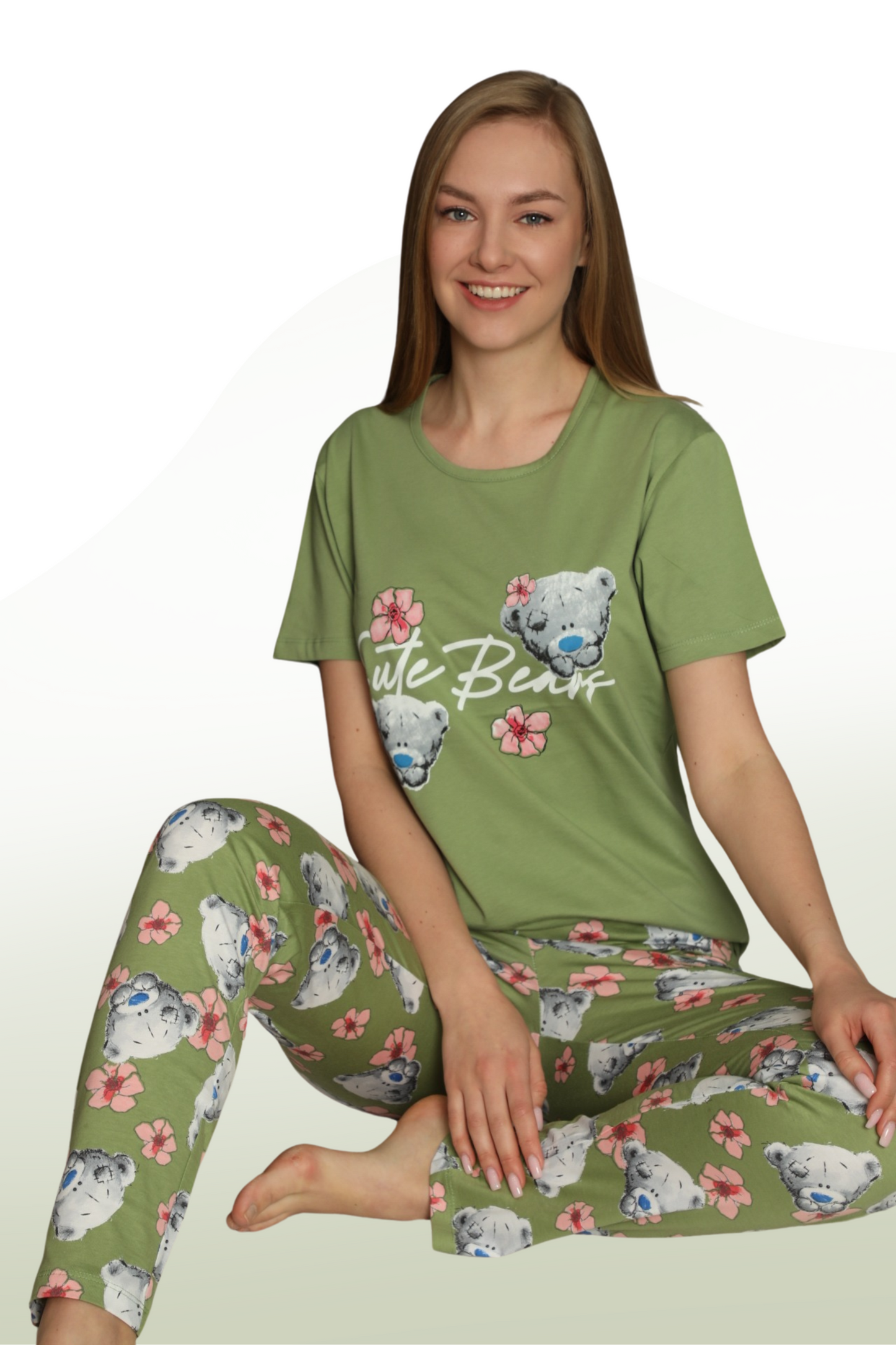 Cute Bear Pattern Short Sleeve Basic Collar Long Pajama Set: Fun and Comfort Together