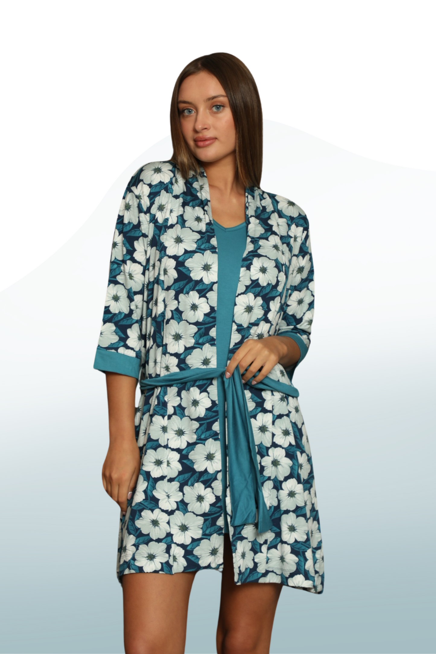 Daisy Pattern Nightgown and Robe Set Pajama: The Elegance of Blue
